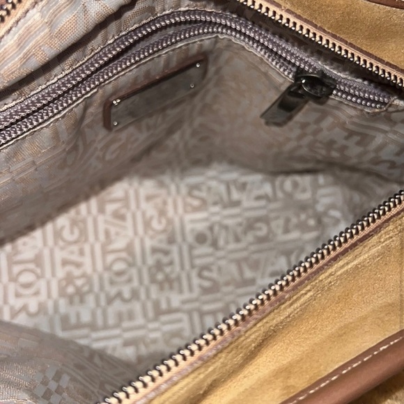 Authentic Salvatore Ferragamo bag w/ fox fur - Picture 8 of 13